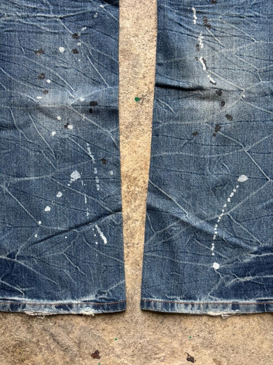 Japanese Brand 2000s Lowbox Paint Splatter Distressed Bootcut Jeans Size US 30 / EU 46 - 11 Thumbnail