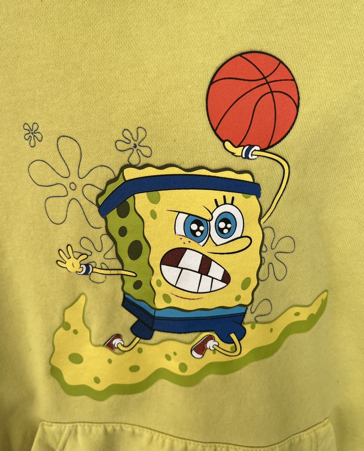 Nike Kyrie Irving X SpongeBob Hoodie Sweatshirt Size Medium