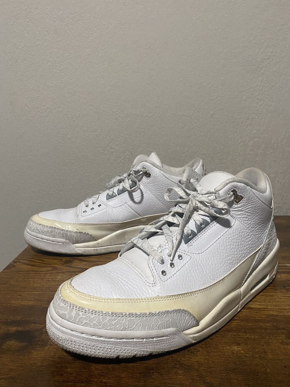 Jordan Brand Jordan Pure Money 3 2009 Size US 12 / EU 45 - 6 Thumbnail