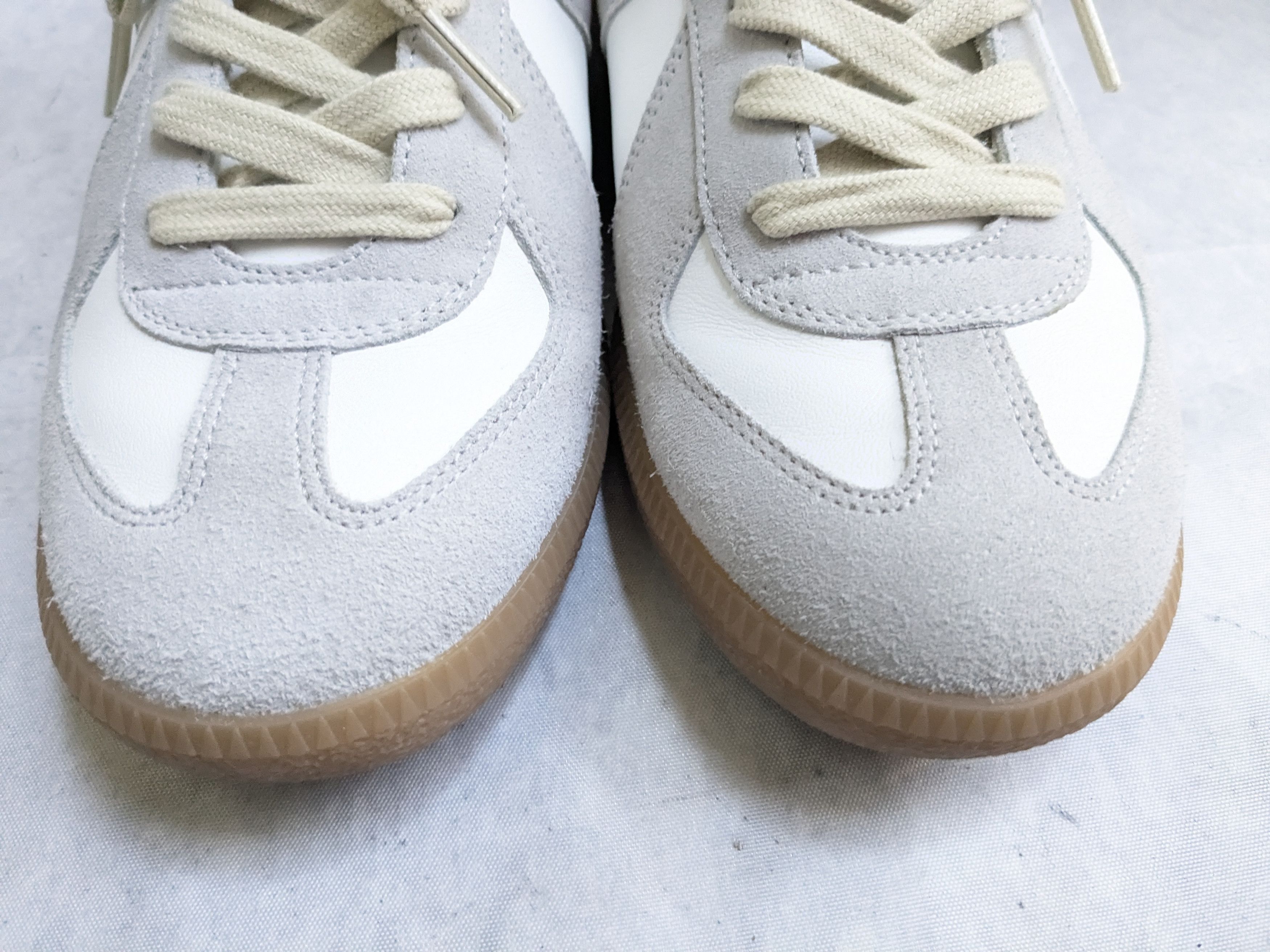 Maison Margiela Maison Margiela GAT Replica White Gray 8.5 41.5 Low Tops Size US 8.5 / EU 41-42 - 3 Thumbnail