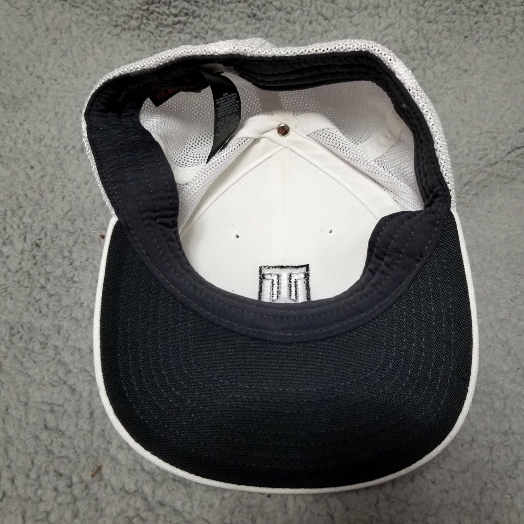 Nike Nike Tiger Woods Hat Cap Fitted Mens L White Trucker Golf VRS Flexfit Size ONE SIZE - 3 Thumbnail
