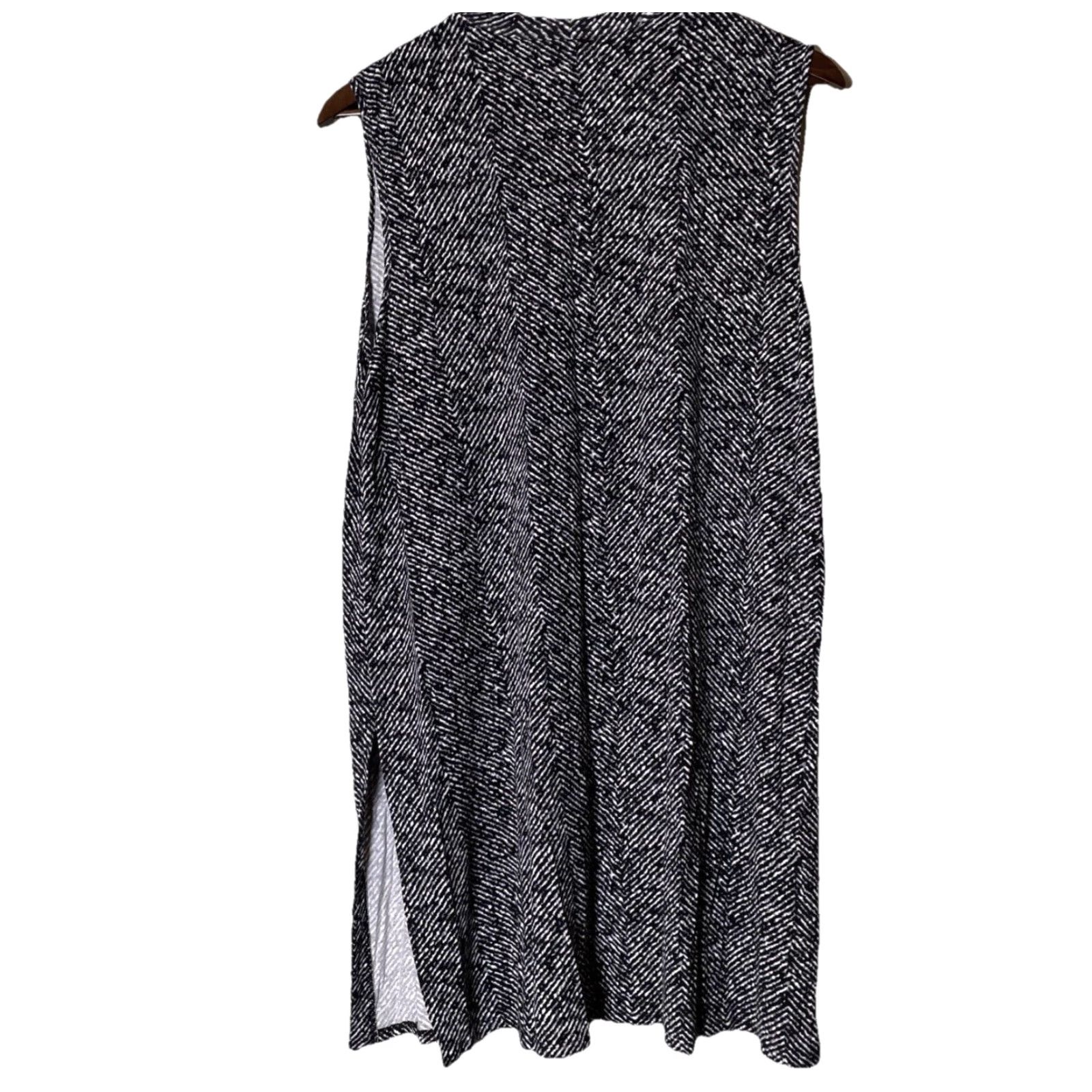 J. Jill J. Jill Wearever Tunic Top L Sleeveless A-Line Black White Jersey Chic Career Shirt WomanAdult Slimming Ready-to-Wear Casual Workwear Dressy Blouse Size L / US 10 / IT 46 - 3 Thumbnail