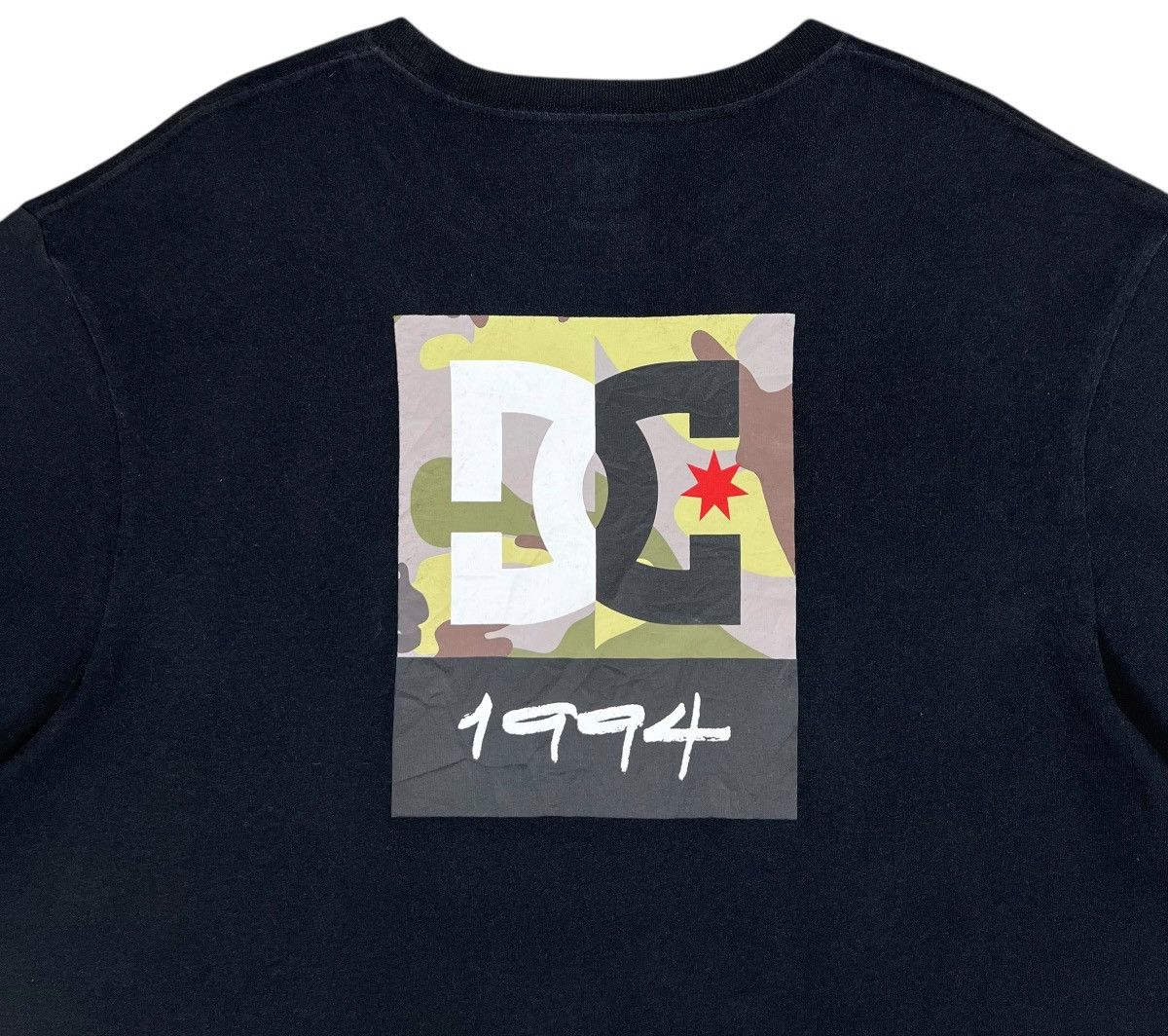 DC DC SKATEBOARDING 1994 Tee Size US XL / EU 56 / 4 - 4 Thumbnail