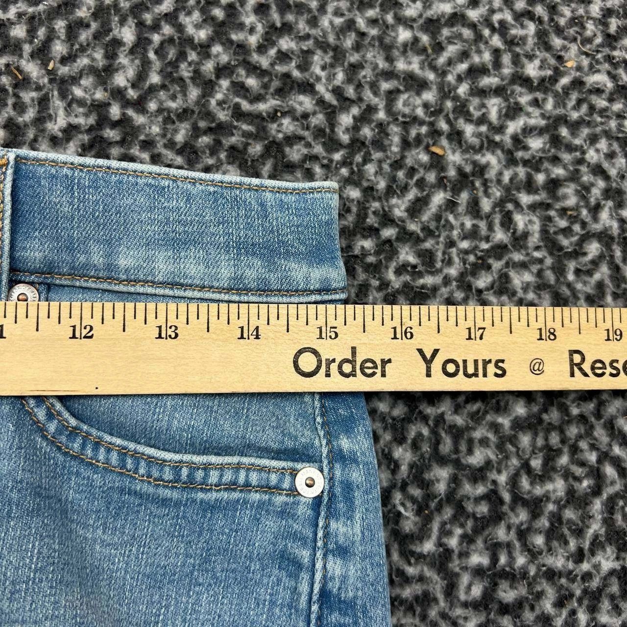 7 For All Mankind 7 For All Mankind Jeans Shorts Women 27 Denim Faded Pockets Size 27" / US 4 / IT 40 - 8 Thumbnail