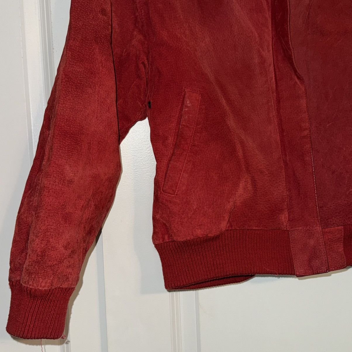 Vintage Vintage red suede jacket Size US S / EU 44-46 / 1 - 4 Thumbnail