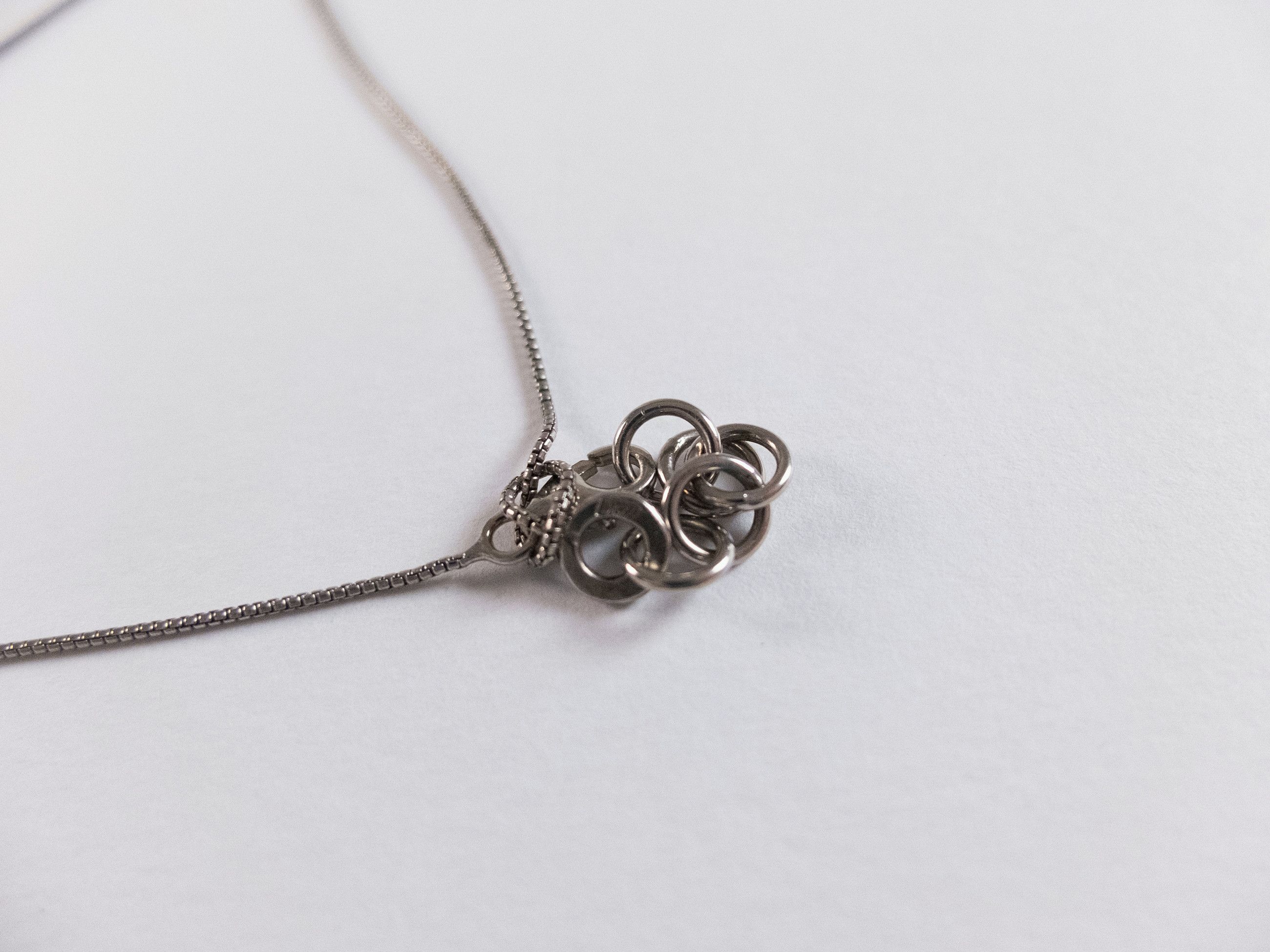 Bottega Veneta BOTTEGA VENETA Essentials silver round pendant necklace q Size ONE SIZE - 6 Thumbnail