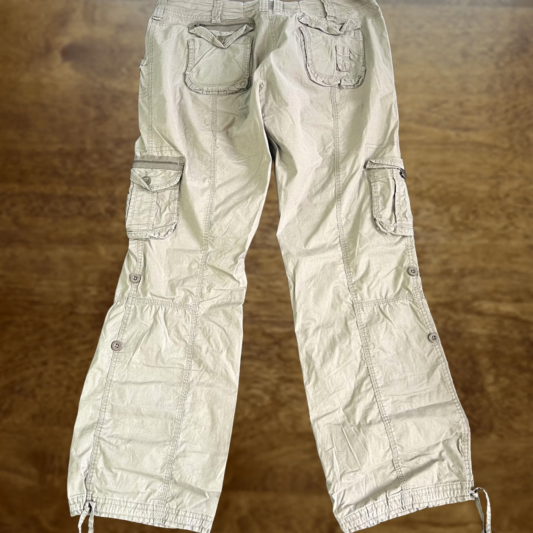 Vintage Beige Cargo Pants Mens 36x31 Straight Leg Drawstring Hem Casual Utility Pants Size US 36 / EU 52 - 1 Thumbnail
