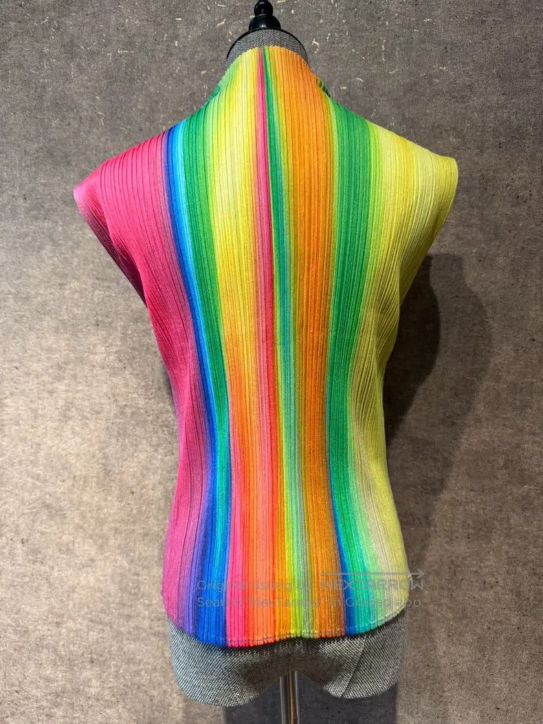 Issey Miyake Issey Miyake Aurora Sleeveless Top Size L / US 10 / IT 46 - 5 Thumbnail