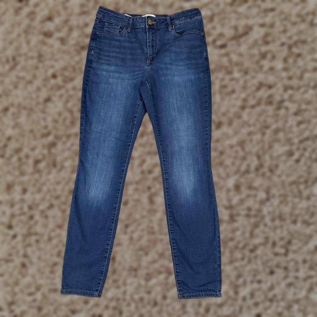 Vintage Universal Thread Jeans Women 28x28 Blue Mid Rise Skinny Stretch Denim Dark Wash 90s Size 28" / US 6 / IT 42 - 1 Thumbnail