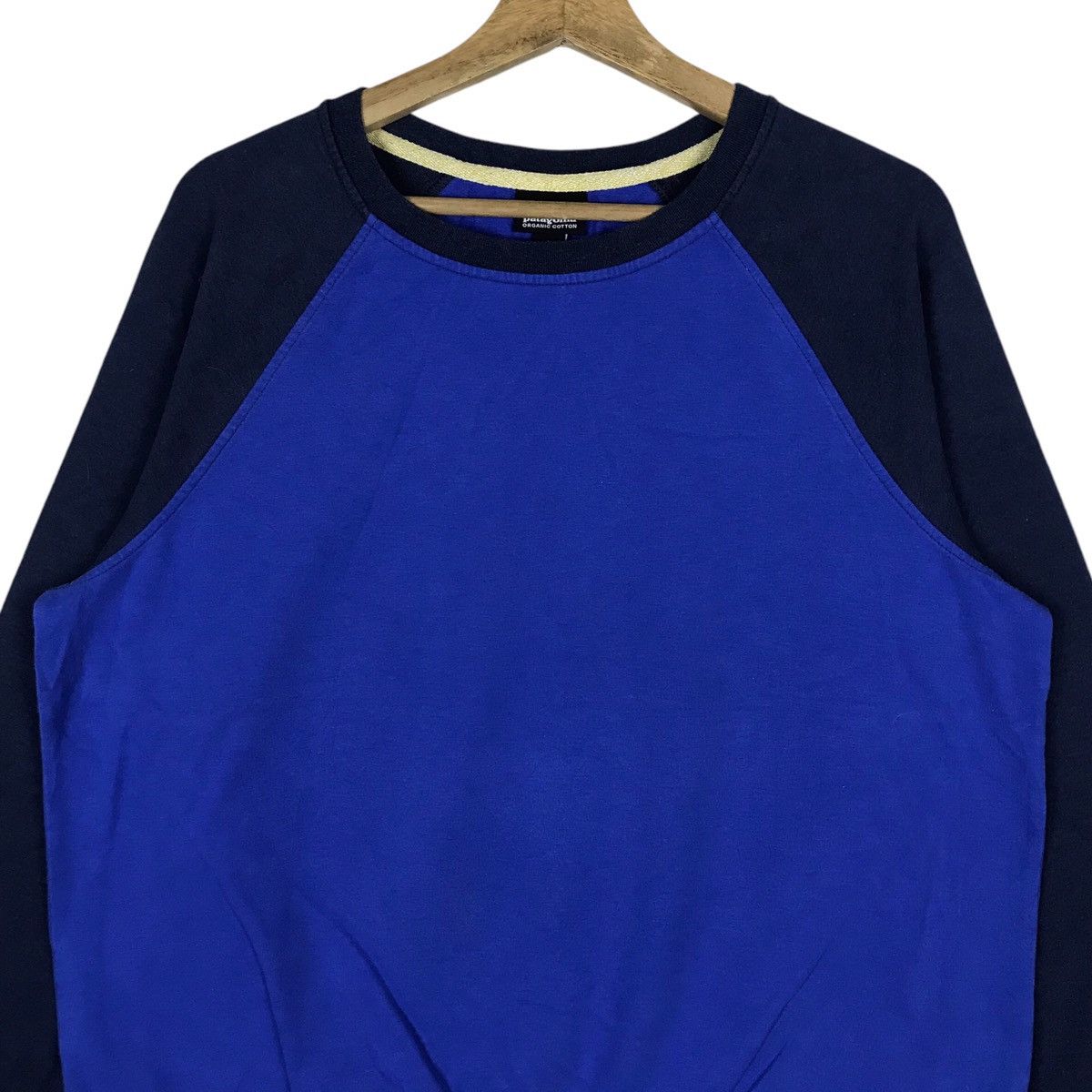 Patagonia Vintage Patagonia Two Tone Pullover Jumper Sweatshirt Size US L / EU 52-54 / 3 - 2 Thumbnail