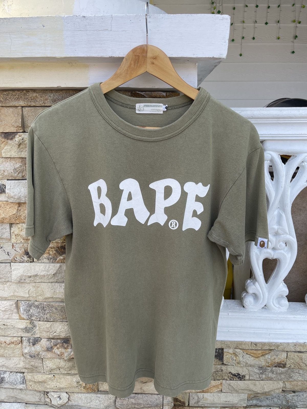 Bape Rare🔥Vintage Spellout Bape Army Green T-Shirt Size US S / EU 44-46 / 1 - 1 Thumbnail