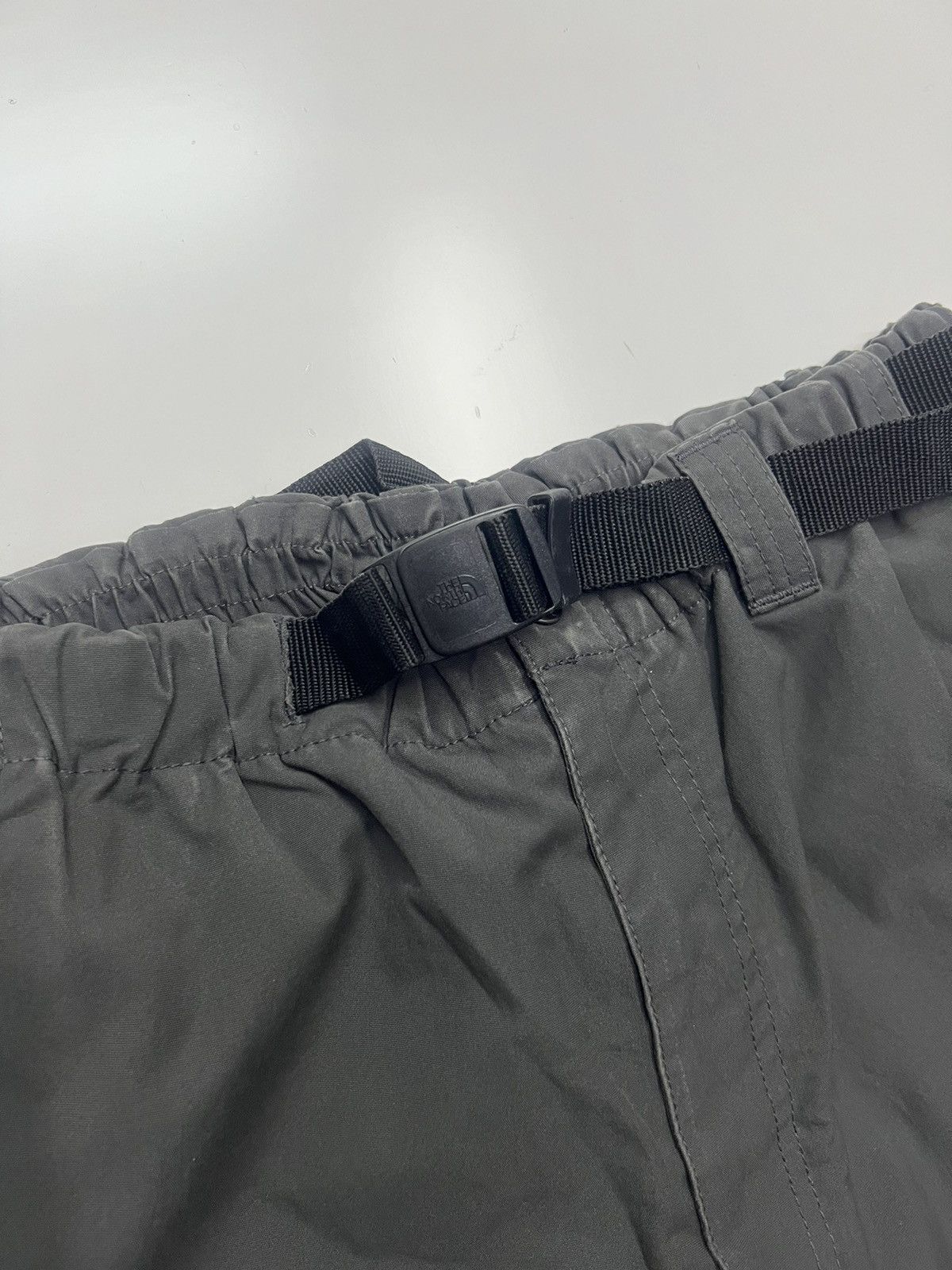 The North Face The North Face Cargo Pants Size 30-34 Size US 33 - 7 Thumbnail