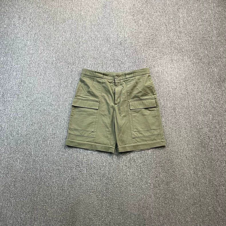 Gucci Gucci The North Face co-branded army green pocket shorts 25 Size US 32 / EU 48 - 1 Thumbnail