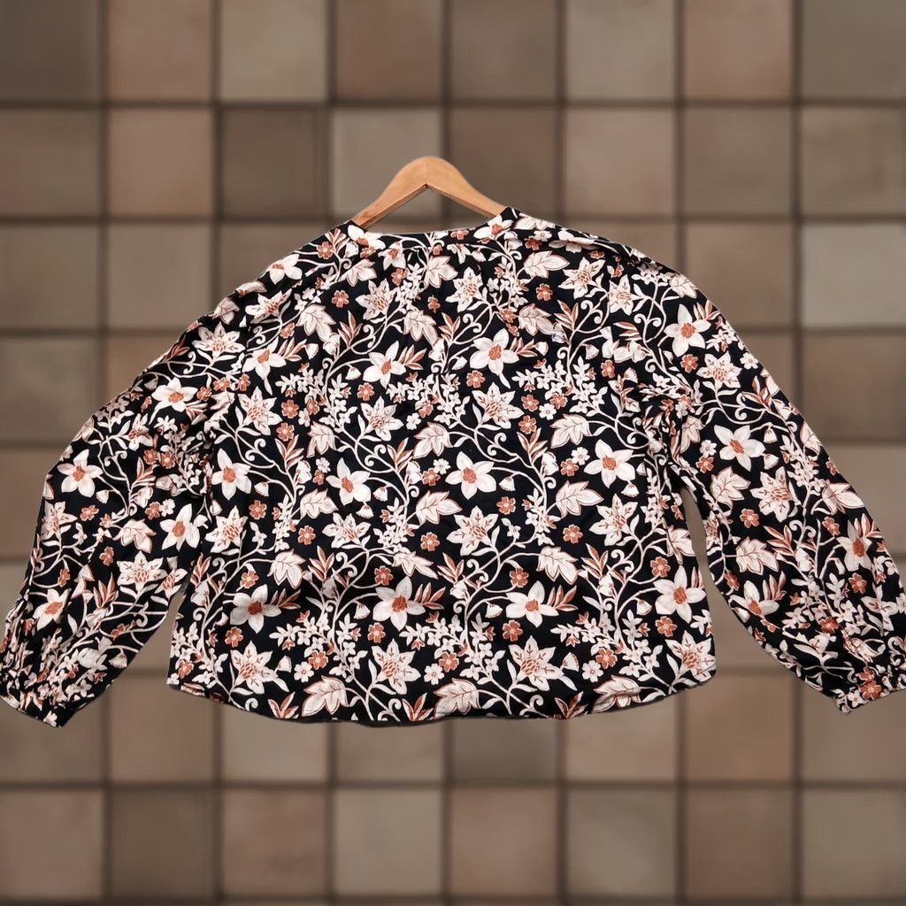 Vintage a.n.a Blouse Long Sleeve Floral Round Neck Button Ruffle Balloon Sleeve Women XL Black Orange Bohemian Casual Womens Size XL / US 12-14 / IT 48-50 - 1 Thumbnail