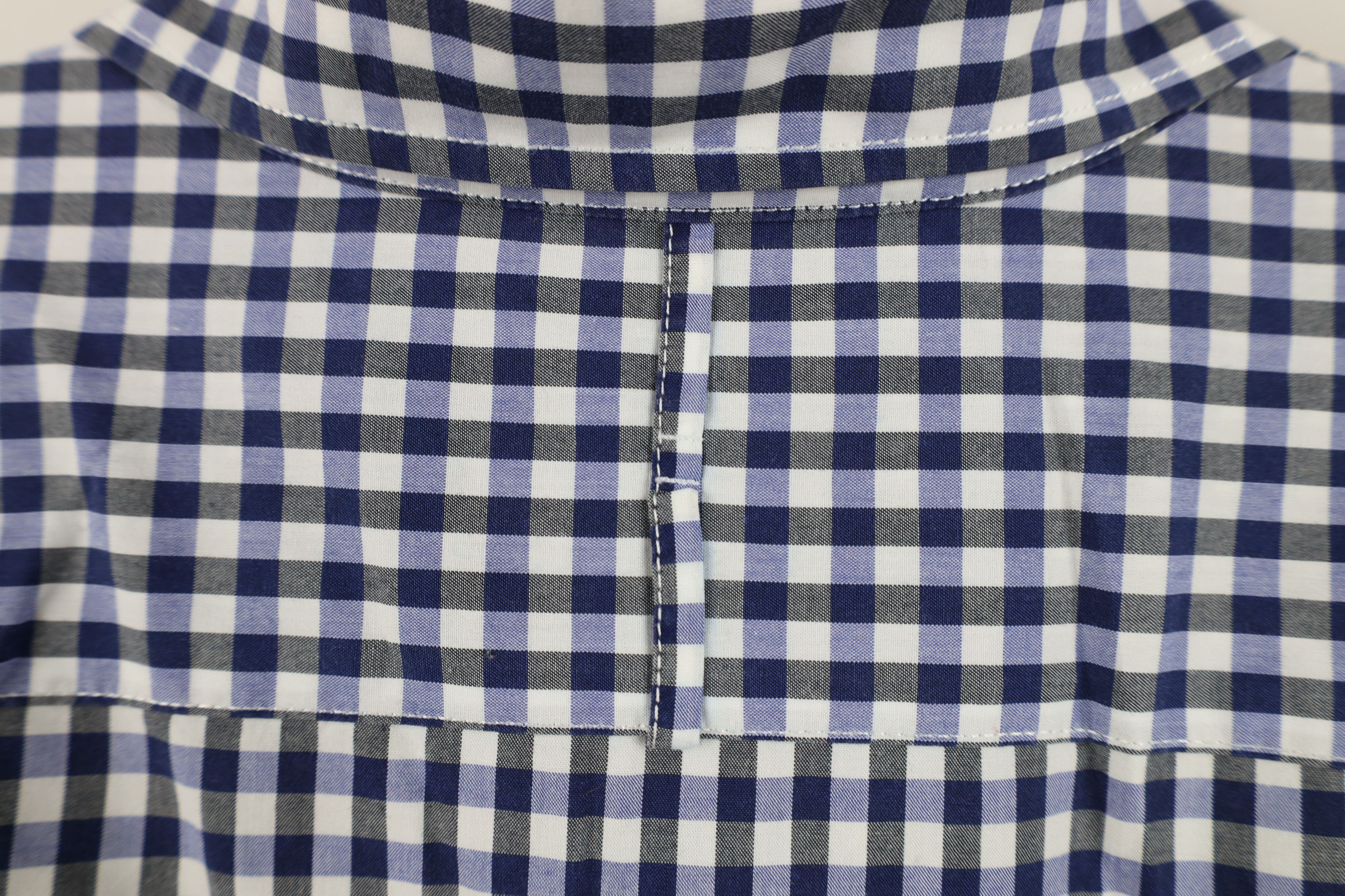 Banana Republic Banana Republic Wash Camden Fit Collared Button Shirt Plaid Size US XL / EU 56 / 4 - 13 Thumbnail