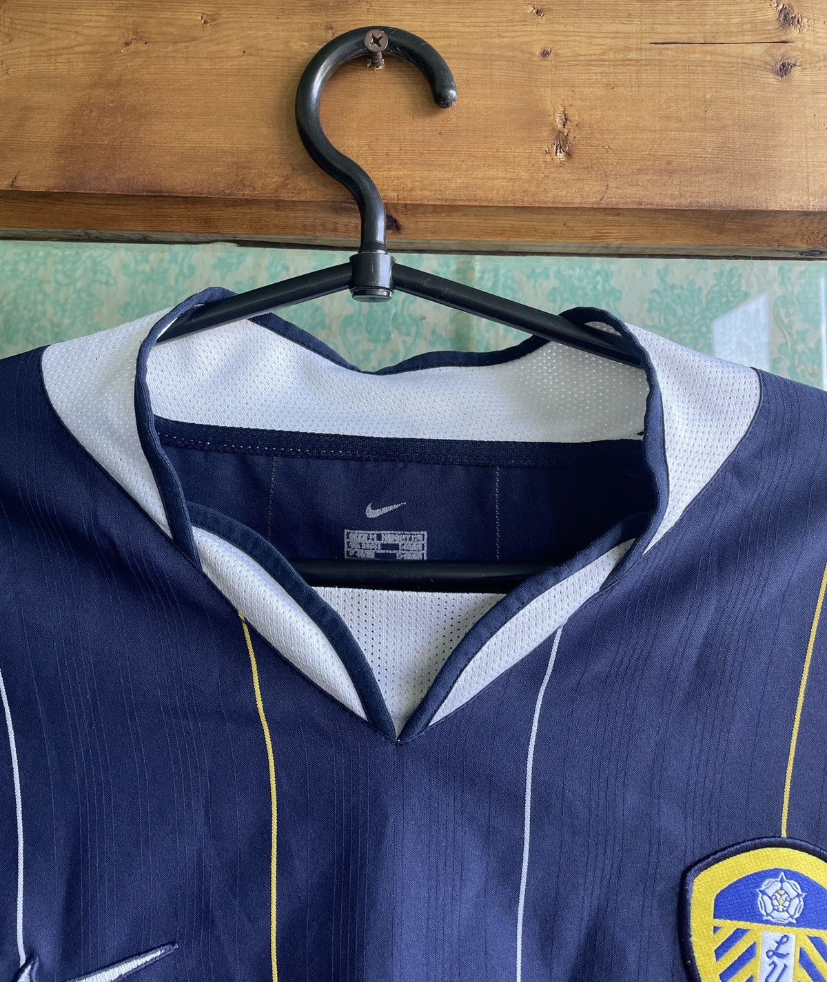 Nike LEEDS UNITED 2003/04 AWAY FOOTBALL SHIRT SOCCER JERSEY NIKE Size US M / EU 48-50 / 2 - 3 Thumbnail