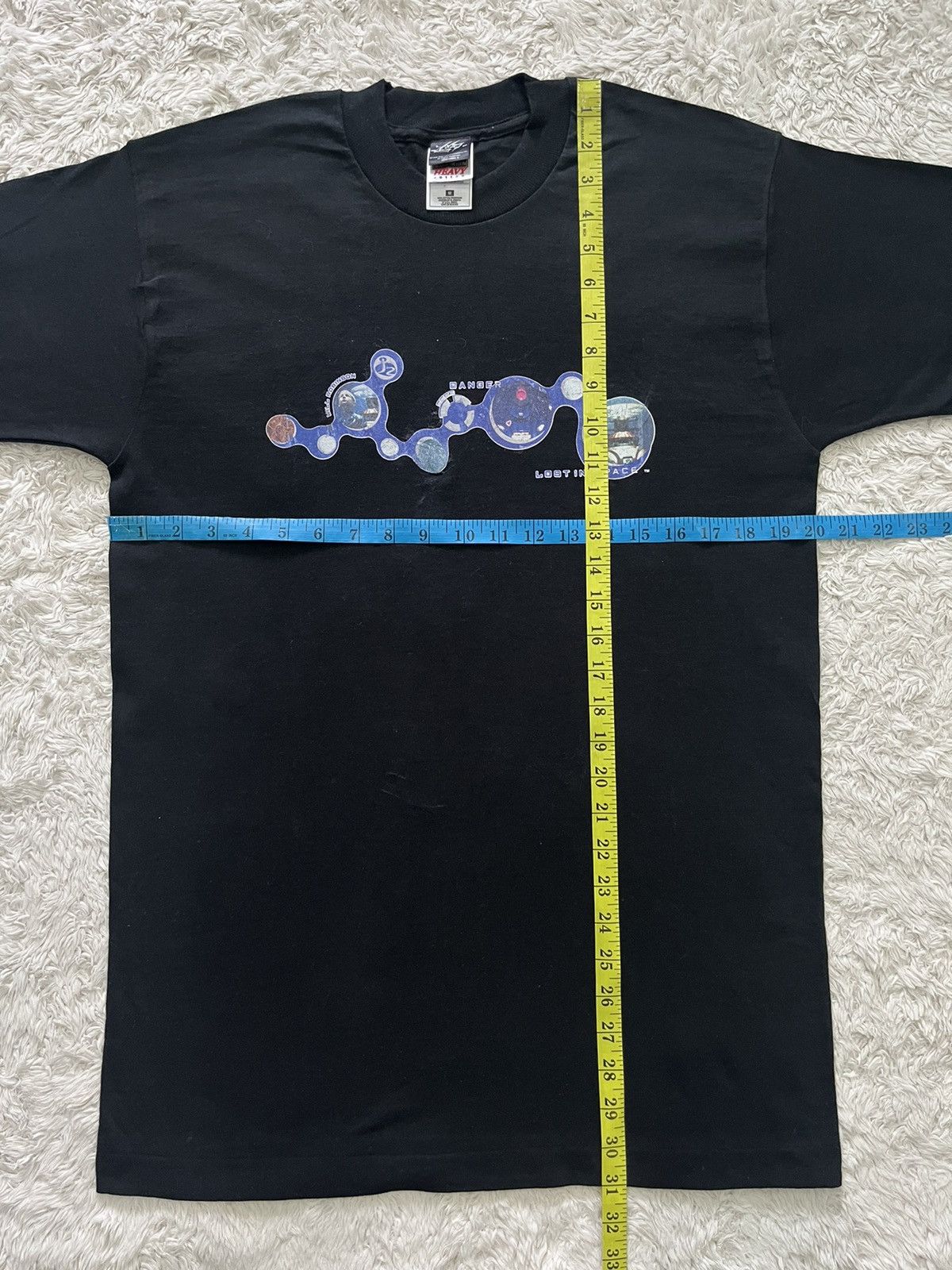 Vintage vintage 1990's lost in space movie t-shirt Size US M / EU 48-50 / 2 - 8 Thumbnail