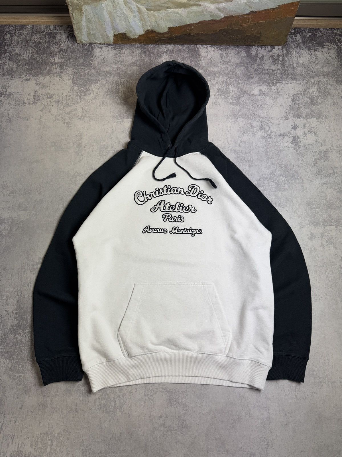 I want to shock the world with dior white hoodie hotsell