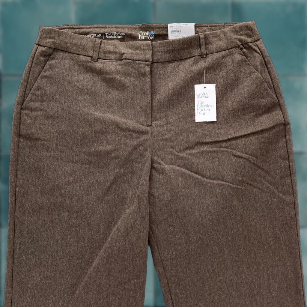 Croft & Barrow Croft & Barrow The Effortless Stretch Pant Women's 18 Brown Stretch Straight Pant Size 26" / US 2 / IT 38 - 1 Thumbnail