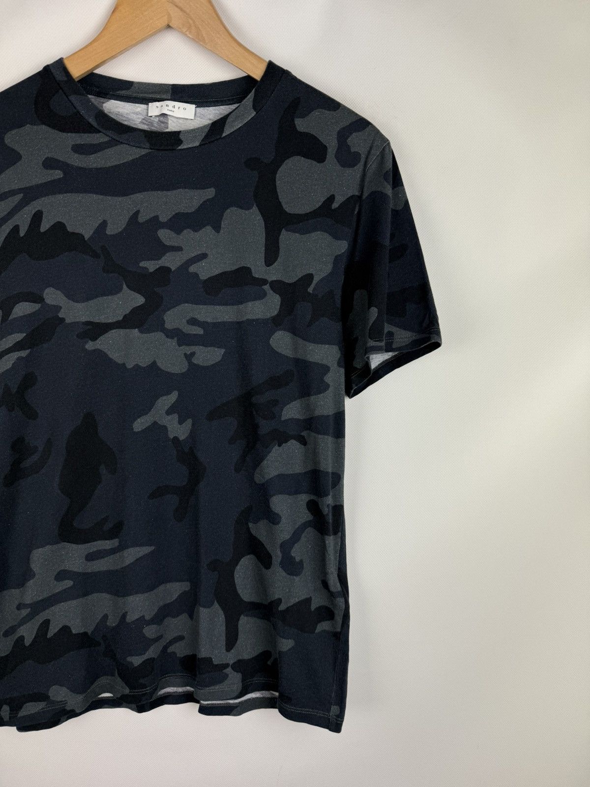 Sandro Sandro Paris Men’s Short Sleeve Camo T Shirt Size 1 Size US XS / EU 42 / 0 - 3 Thumbnail