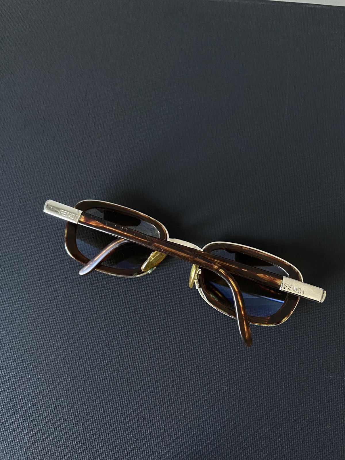 Fendi Vintage Fendi Sunglasses SL 7117 579 Size ONE SIZE - 4 Thumbnail