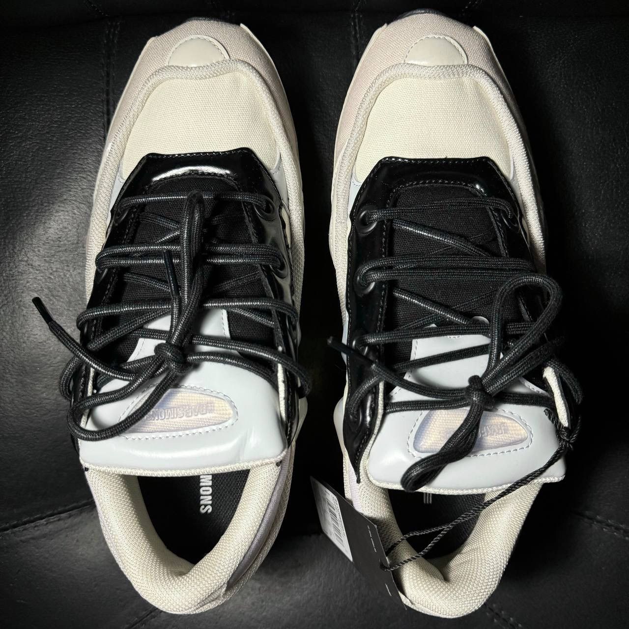 Adidas × Raf Simons adidas raf simons ozweego white Size US 9 / EU 42 - 7 Thumbnail