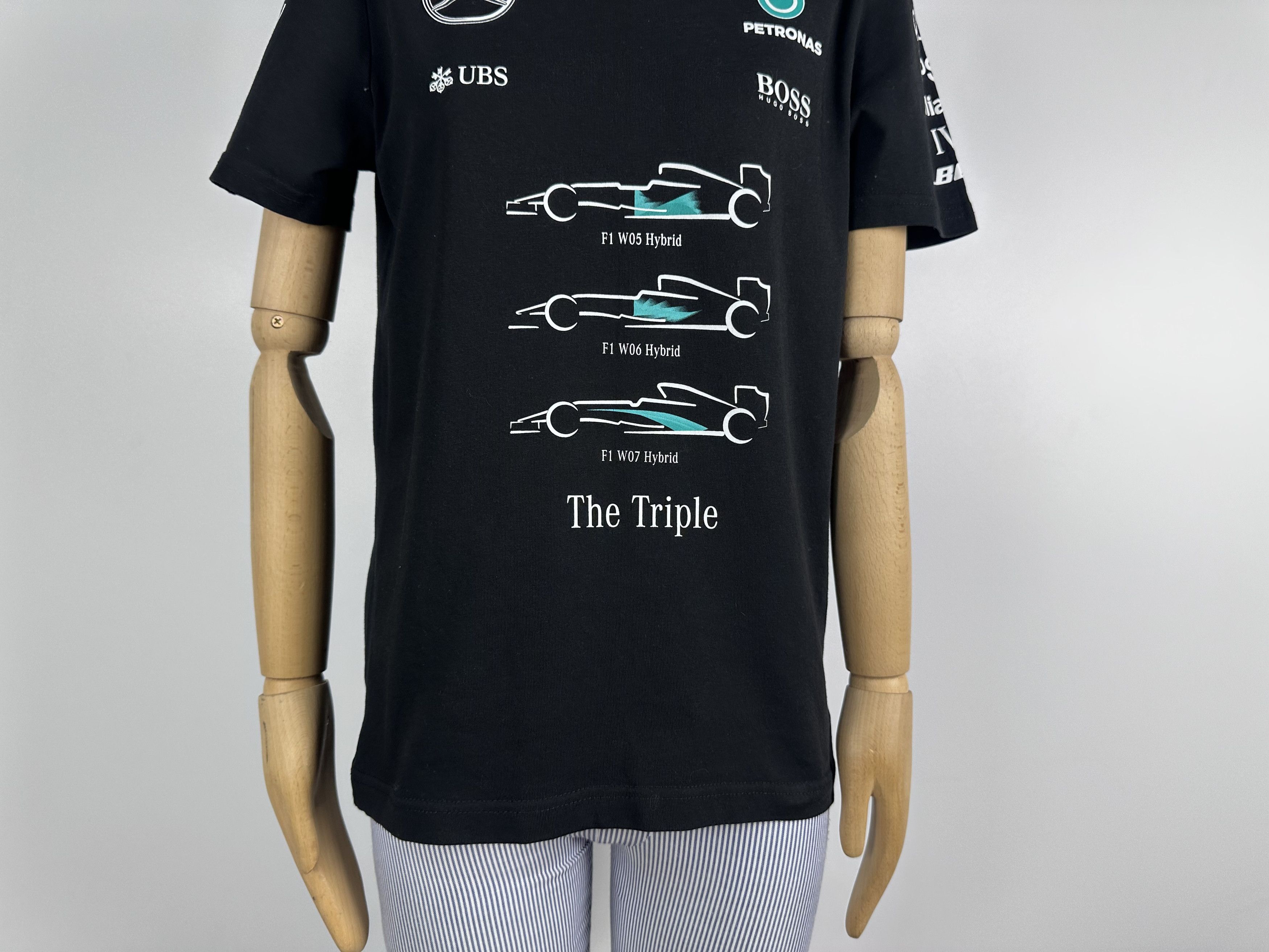 Mercedes-Benz Mencedes Petronas AMG F1 Team 2016 Racing T Shirt Boss XS Size XS / US 0-2 / IT 36-38 - 3 Thumbnail
