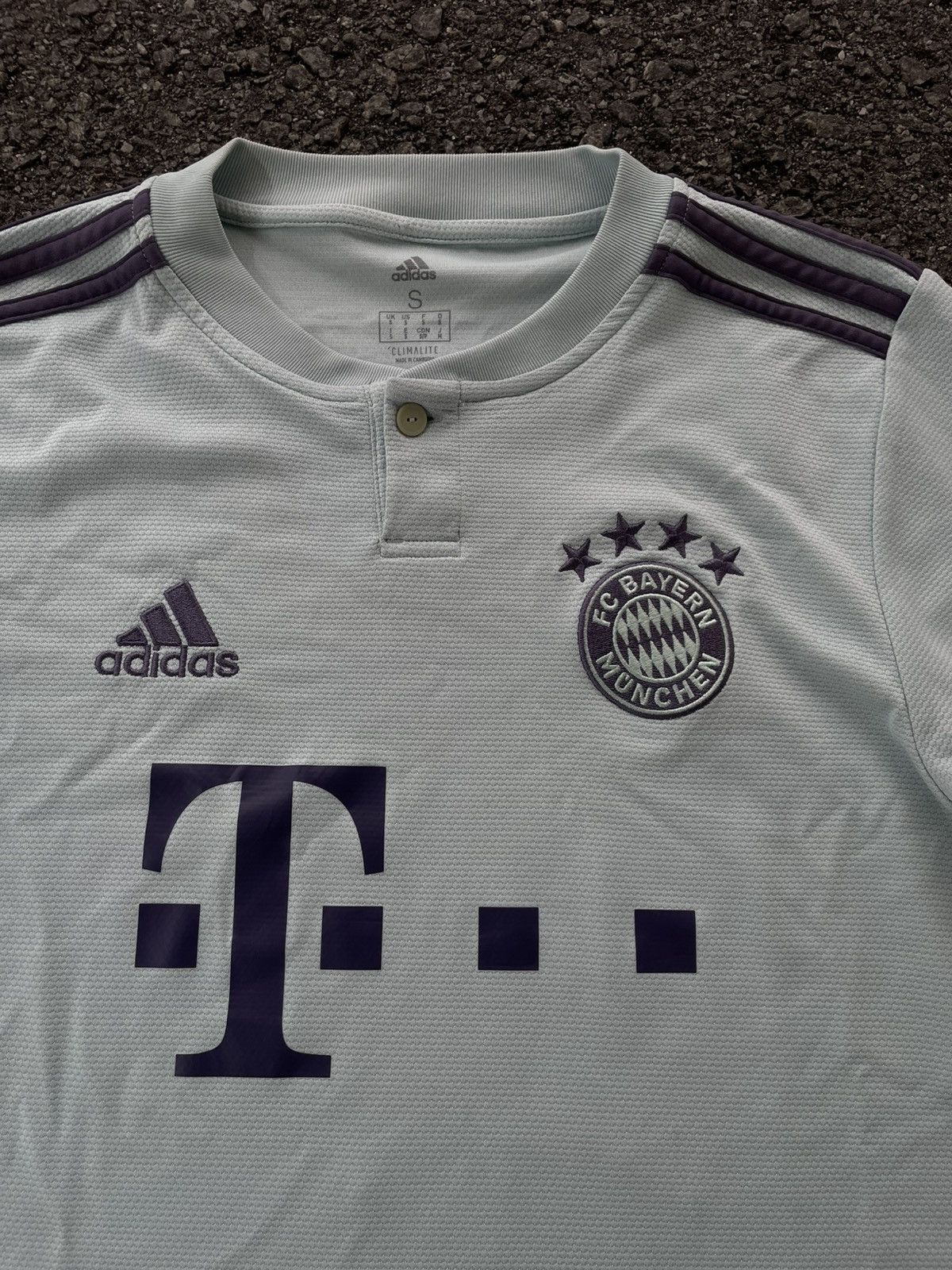 Adidas adidas FC Bayern Munchen away 2018/2019 Size US XS / EU 42 / 0 - 2 Thumbnail