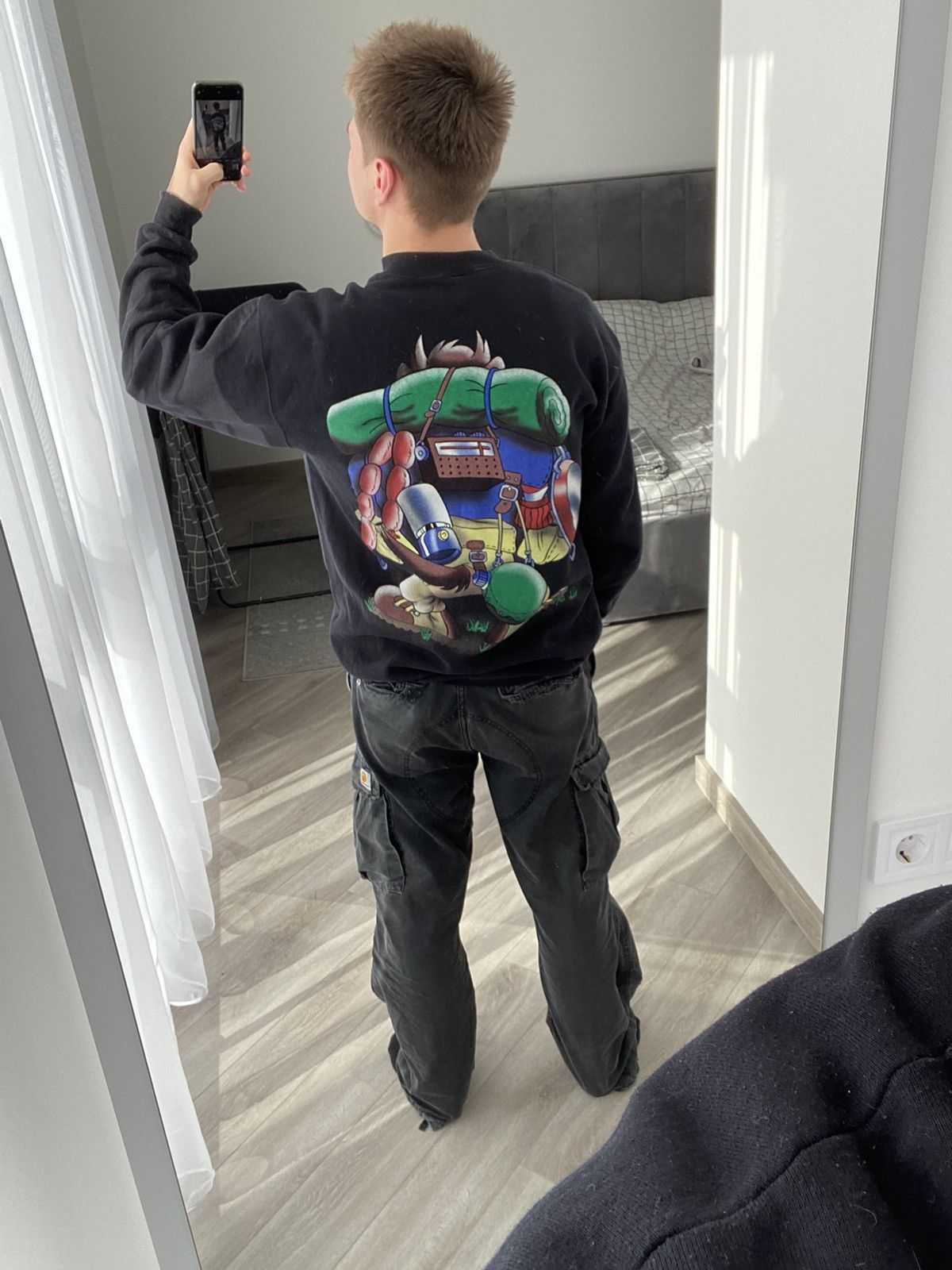 Vintage × Warner Bros Vintage 1992 Taz Travel Sweatshirt Size US XL / EU 56 / 4 - 3 Thumbnail