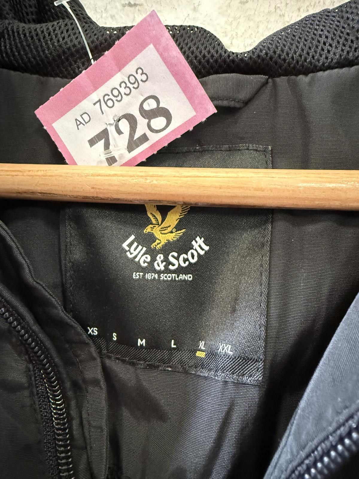 Lyle & Scott Lyle & Scott Men's Black Windbreaker Jacket with Hood Size US XL / EU 56 / 4 - 3 Thumbnail