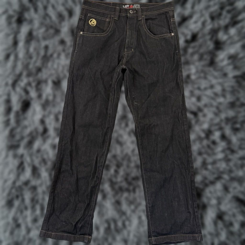 Denime VINTAGE Lot 29 Jeans Men 34x34 Black Wide Leg Looney Tunes Baggy Denim Skate Jeans Lot 29 Mens 34x34 Black Wide Leg Cartoon Style 90s Mens Size US 34 / EU 50 - 1 Thumbnail