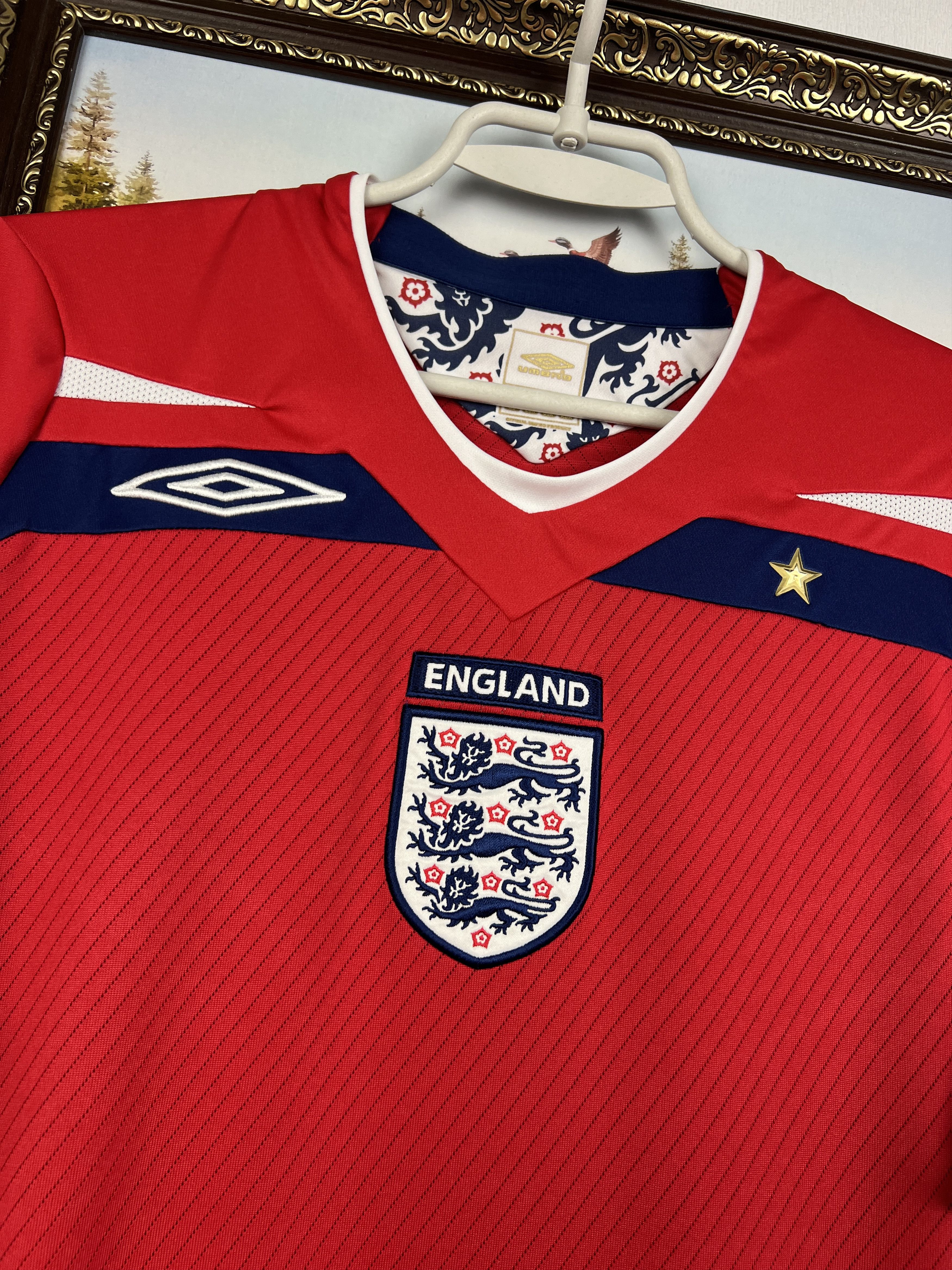 Umbro England Away football shirt Soccer National Jersey Trikot Size US M / EU 48-50 / 2 - 3 Thumbnail