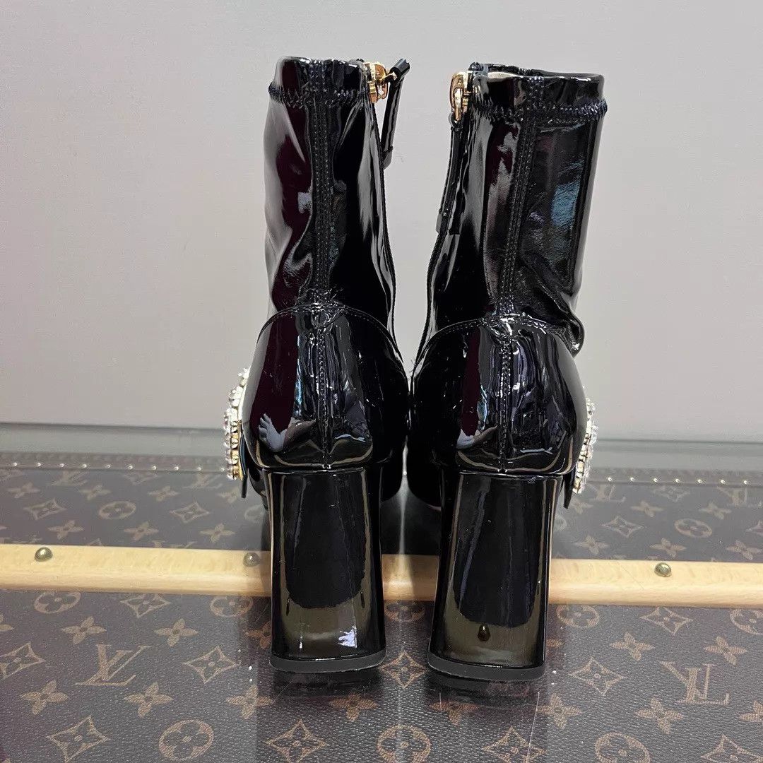 Roger Vivier Roger Vivier Black Patent Leather Short Boots 36 Size US 5.5 / IT 35.5 - 5 Thumbnail