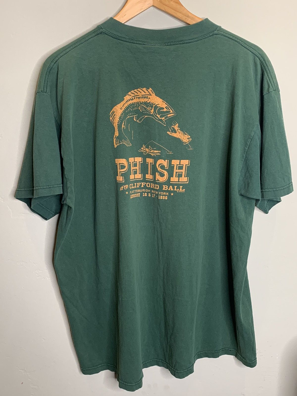 image of Band Tees x Giant Vintage 1996 Phish At Clifford Ball Concert Band Shirt in Green/Orange (Size XL)