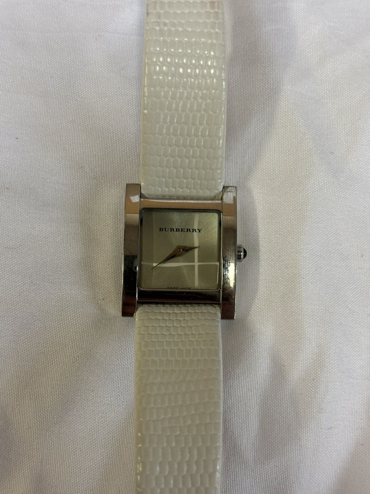 Burberry Burberry BU4308 Women’s Watch! New Battery! Size ONE SIZE - 11 Thumbnail