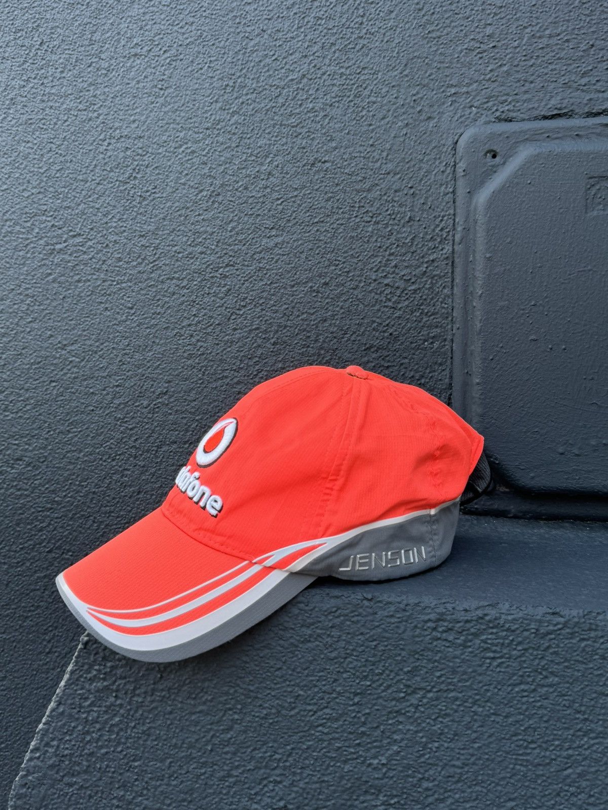 Malcolm McLaren × Mercedes-Benz Vintage Vodafone McLaren Mercedes Jenson Sergio Cap Hat Size ONE SIZE - 2 Thumbnail
