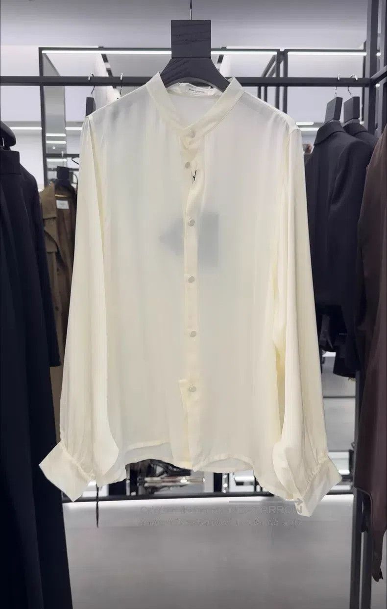 Saint Laurent Paris Saint Laurent Paris size 39 Silk Shirt Size US S / EU 44-46 / 1 - 1 Thumbnail