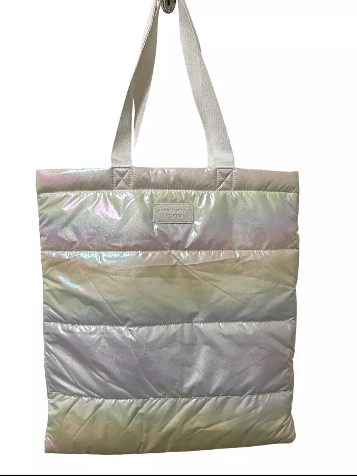 Designer BATH & BODY WORKS WHITE IRIDESCENT PUFFER TOTE BAG Size ONE SIZE - 4 Thumbnail