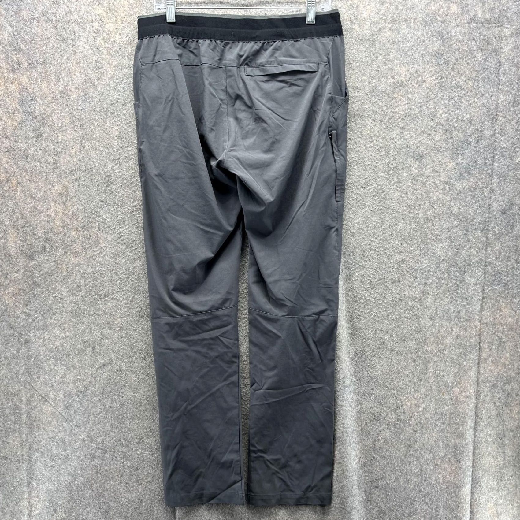 The North Face The North Face Pants Men 32 Black Flat Front Performance Knit Stretch Hike Size US 32 / EU 48 - 6 Thumbnail