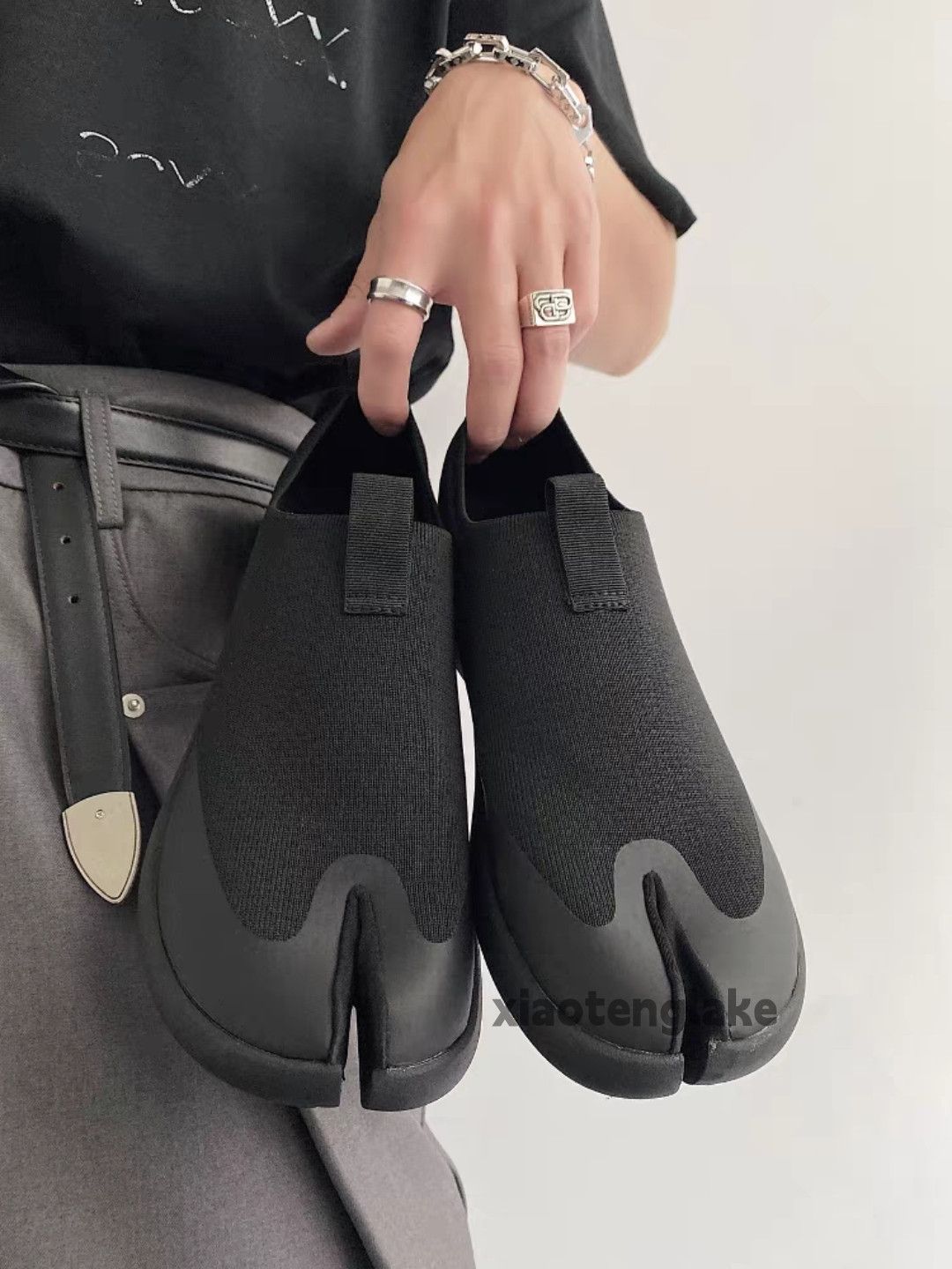 Vintage Unisex outdoor sports tabi loafer slip on shoes sneaker Size US 10 / EU 43 - 4 Thumbnail