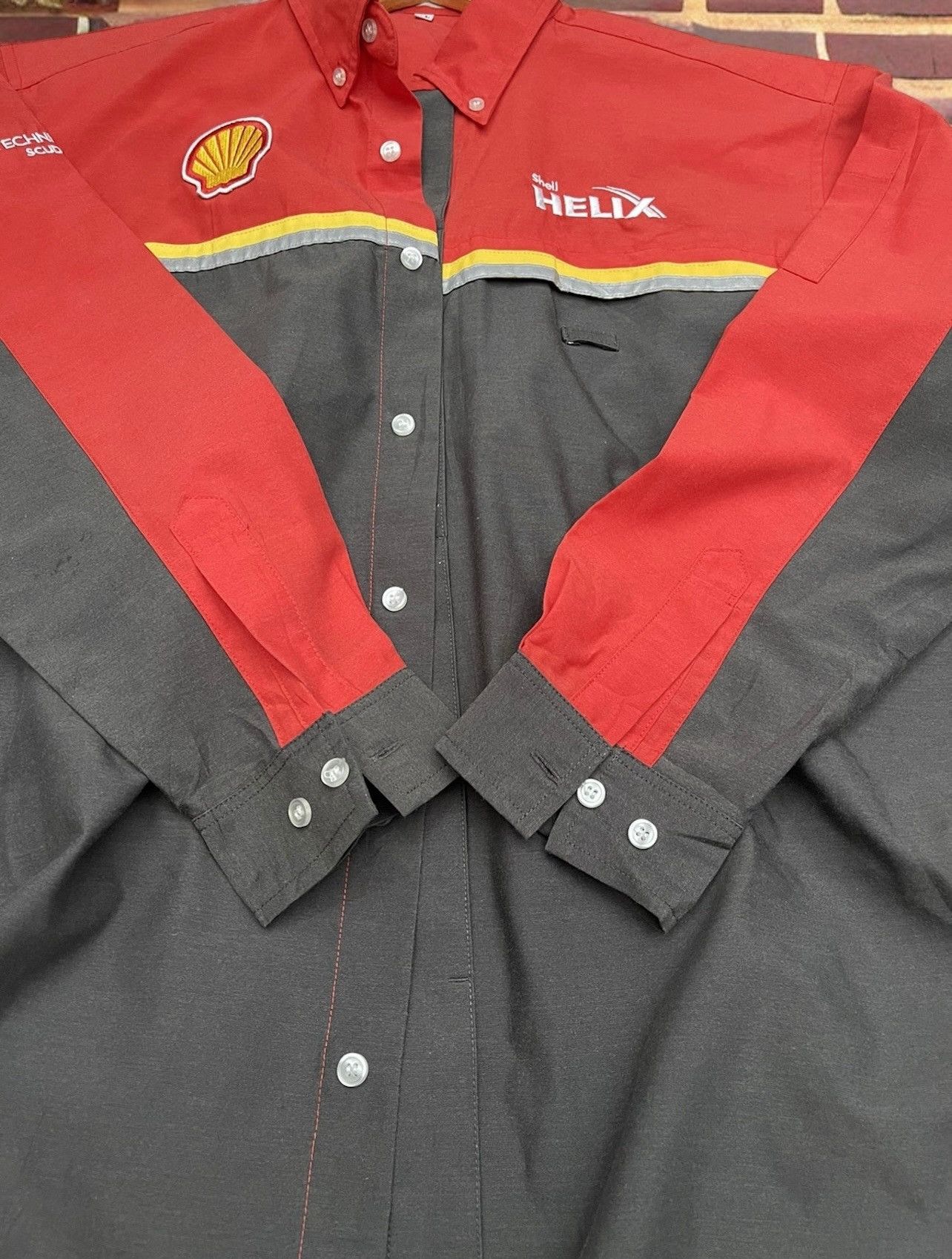Ferrari Vintage Ferrari x Shell Helix Racing Button-Down Shirt Size US XL / EU 56 / 4 - 12 Thumbnail