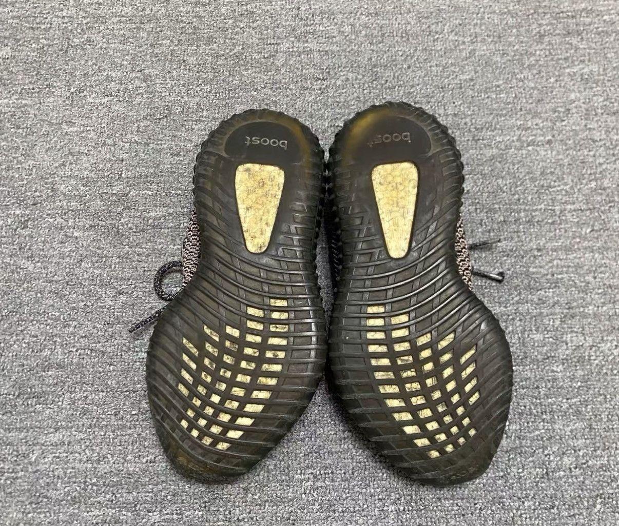 Yeezy YEEZY 350 V2 Black & Red Block Running Shoes J16 Size US 6.5 / EU 39-40 - 5 Thumbnail