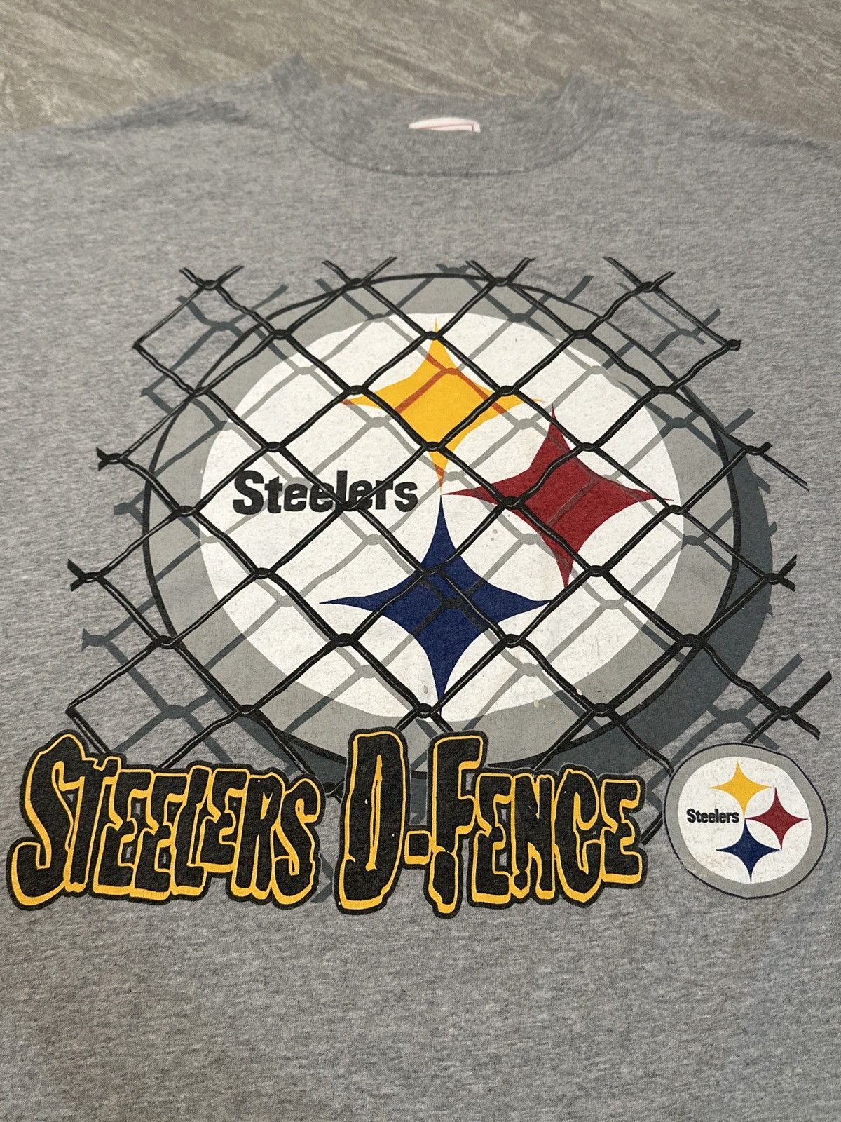 NFL × Vintage VTG NFL Brand Pittsburgh Steelers Football "D-Fence" T-Shirt Size US M / EU 48-50 / 2 - 2 Thumbnail