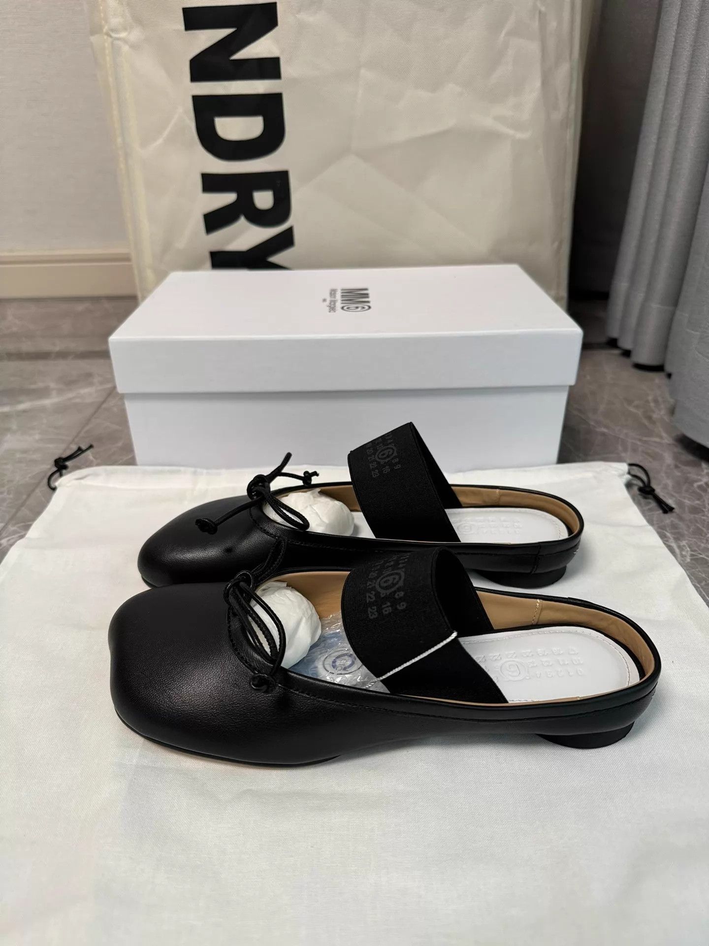 MM6 MM6 lace-up ballet mules black leather 36 Size US 5.5 / IT 35.5 - 2 Thumbnail