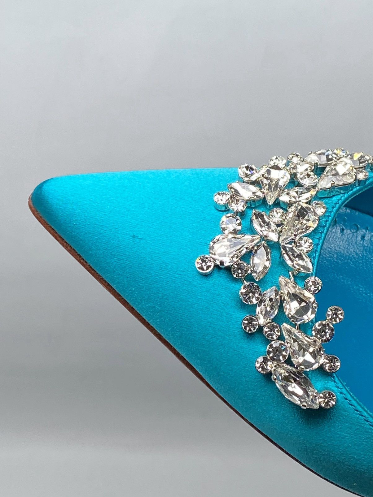 Manolo Blahnik Manolo Blahnik Lurum 90 Embellished Satin Mules size 37 Size US 7 / IT 37 - 11 Thumbnail