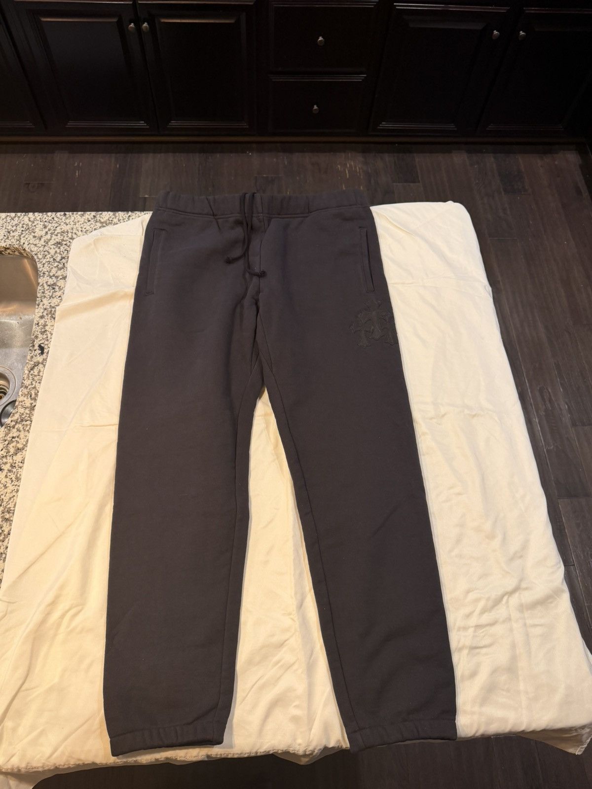 Chrome Hearts Chrome Hearts Paperjam sweats size XL Size US 36 / EU 52 - 1 Thumbnail