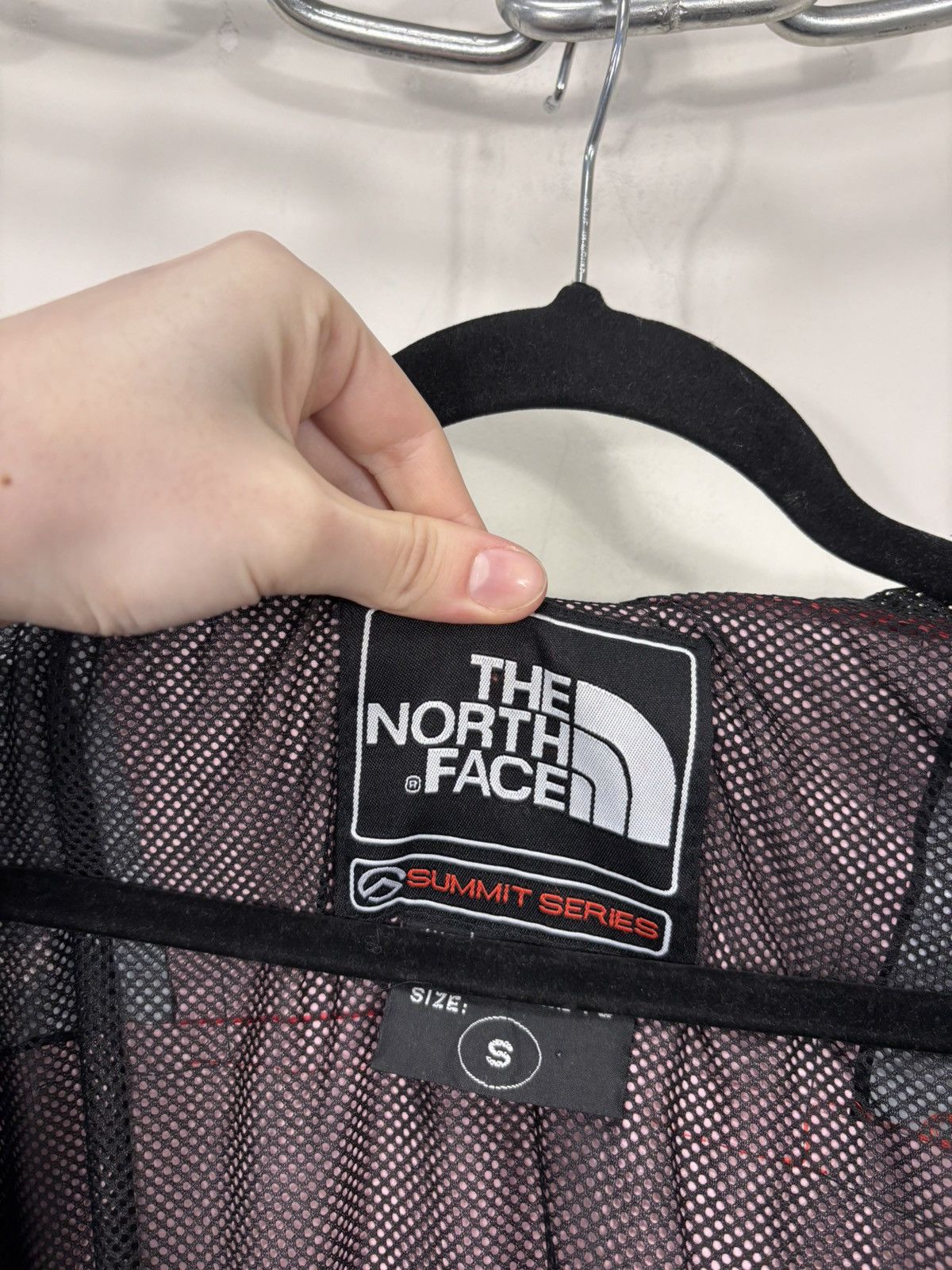 The North Face Vintage The North Face Men’s Summit Series Gore-Tex Jacket Size US S / EU 44-46 / 1 - 18 Thumbnail