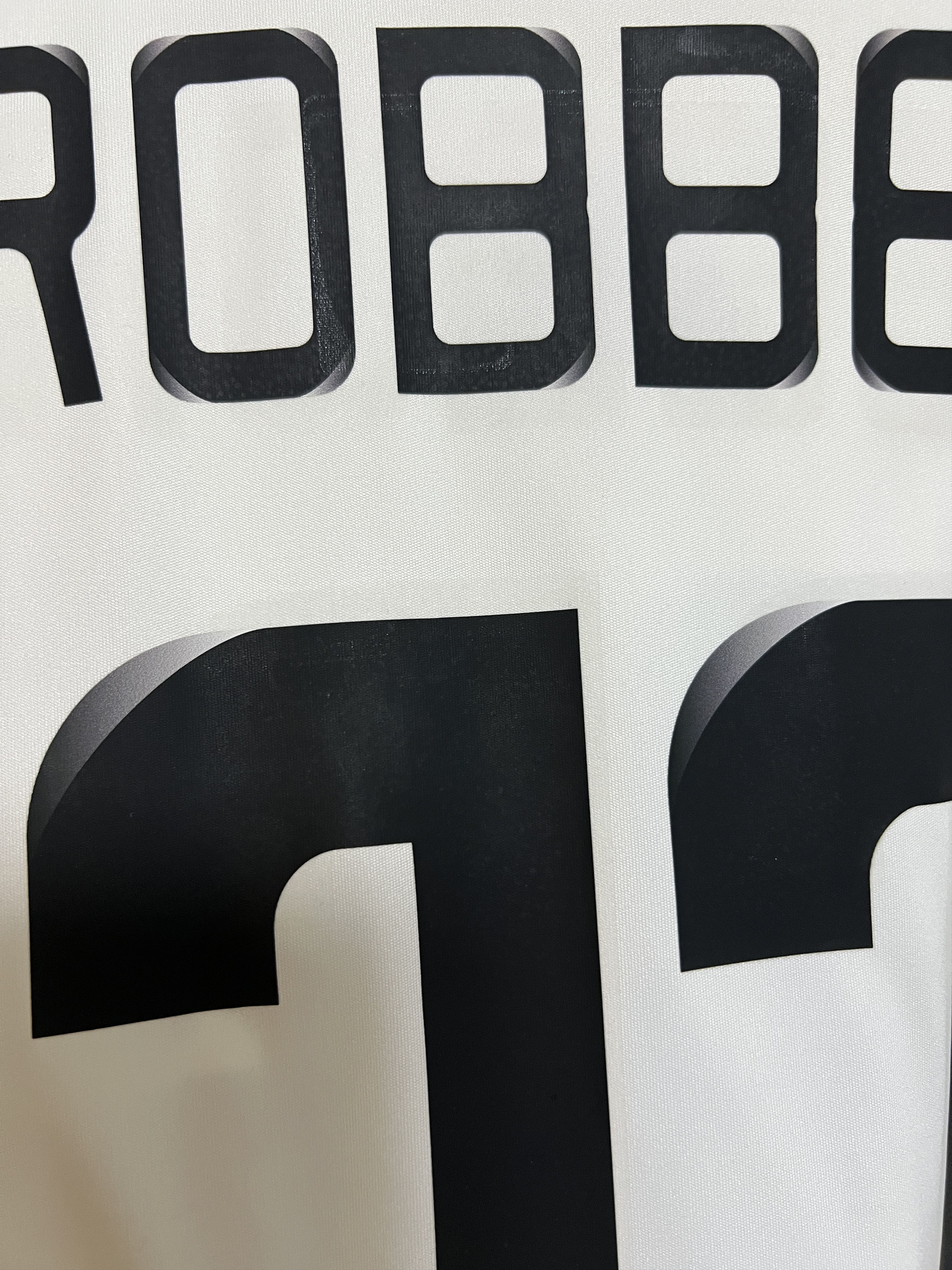 Adidas (XL) Real Madrid 2008-09 Home Kit Robben #11 Size US XL / EU 56 / 4 - 7 Thumbnail
