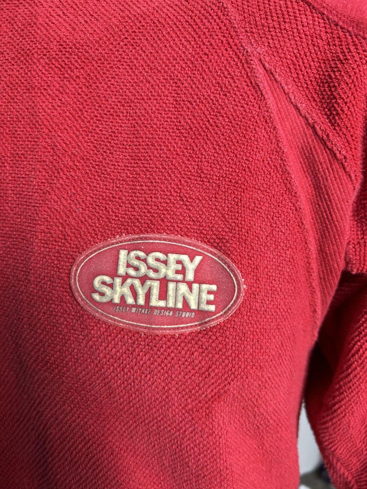 Issey Miyake × Japanese Brand × Vintage VINTAGE ISSEY MIYAKE SKYLINE SWEATSHIRT Size US M / EU 48-50 / 2 - 3 Thumbnail
