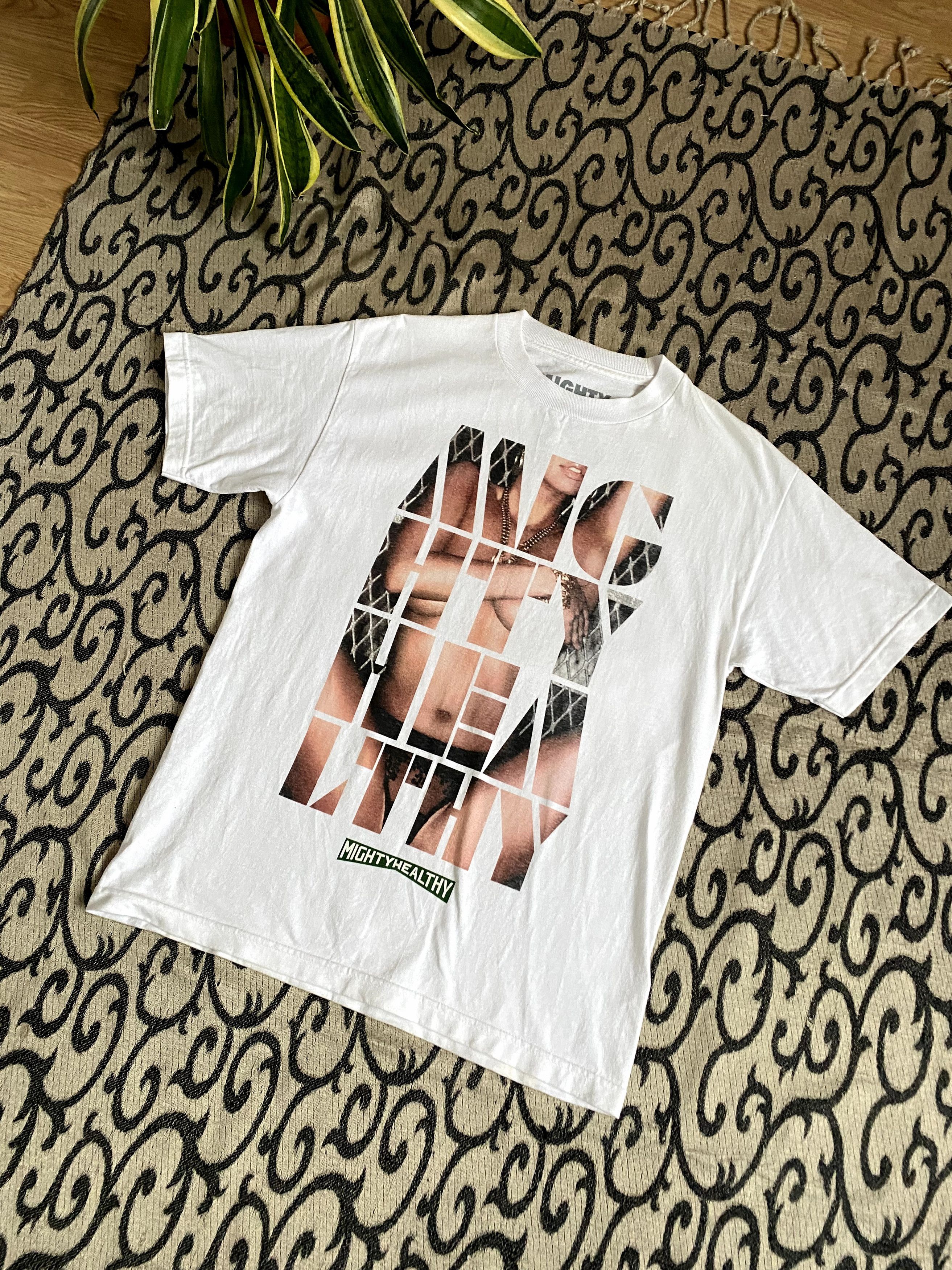 Beauty Beast × Mighty Healthy Mighty Healthy Y2K Sexy Girl T-shirt Streetwear Size US M / EU 48-50 / 2 - 2 Thumbnail
